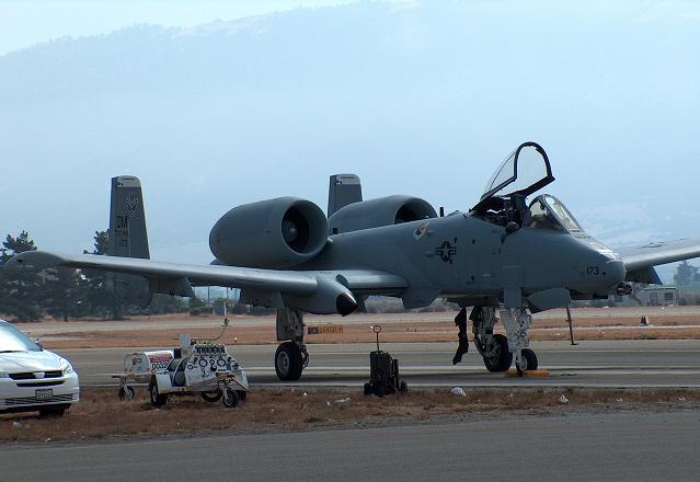 AirShow2004-01.jpg W639H440