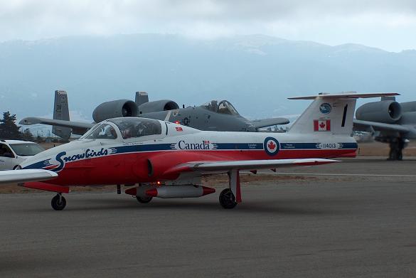 AirShow2004-02.jpg W585H391