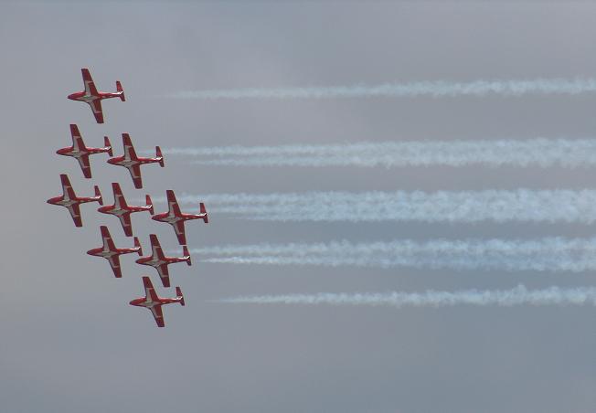 AirShow2004-03.jpg W652H452