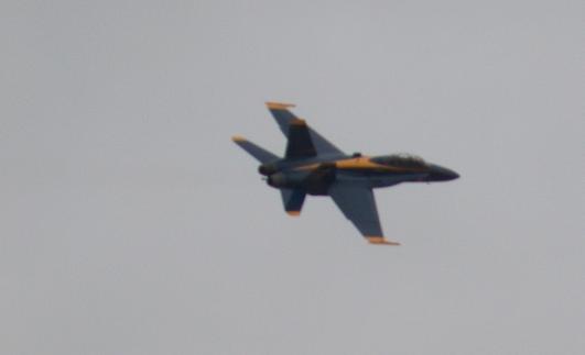 AirShow2004-11.jpg W531H323